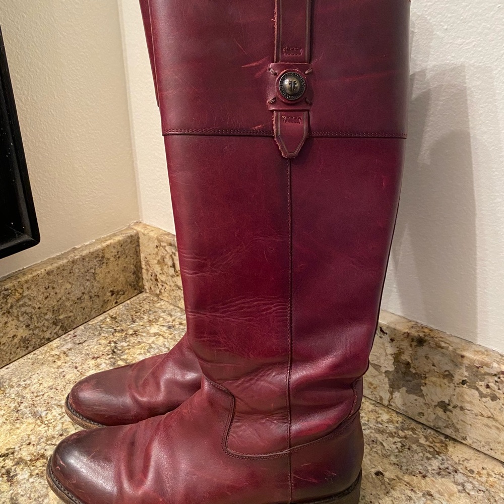 FRYE AND CO. Burgundy Leather Boots - Picture 2 of 7